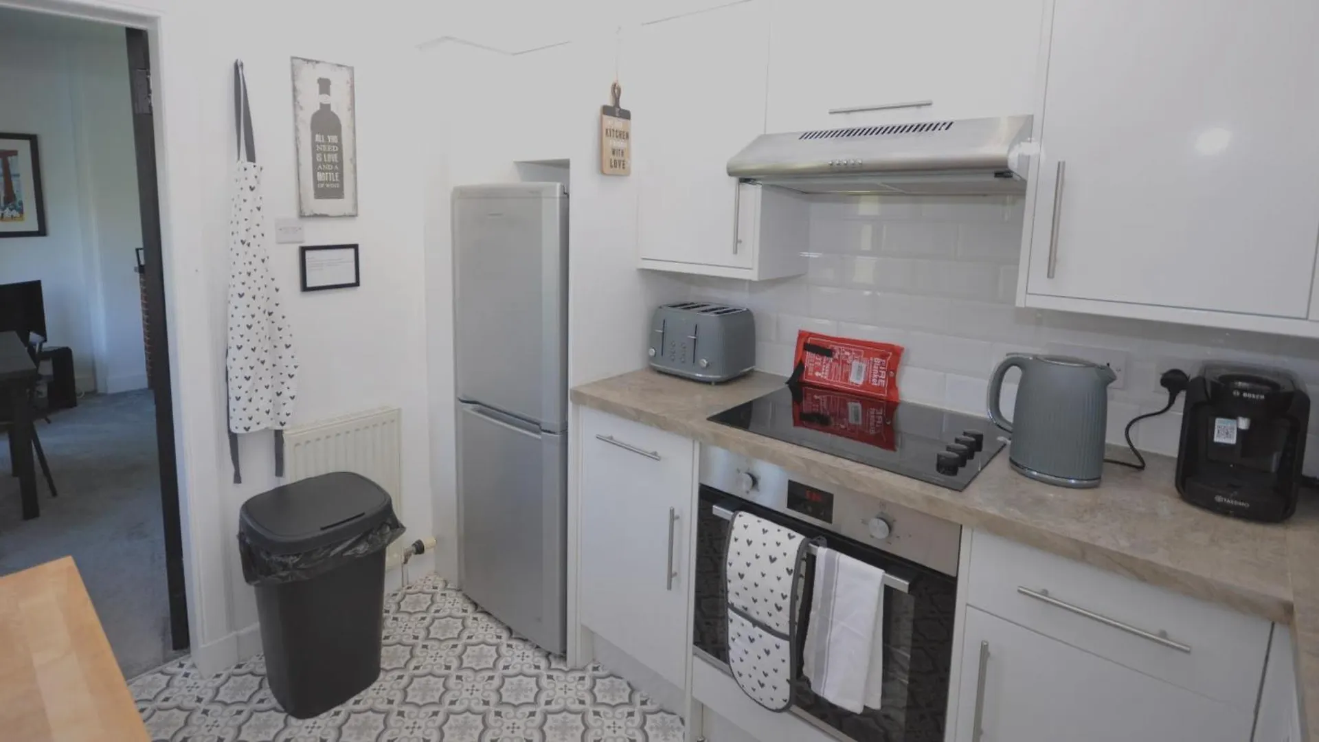 Cosy 2 Bed Bungalow With Garden And Free Parking Edinburgh 0*,